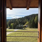 Charming Ski-in Ski-out Mountain Hut