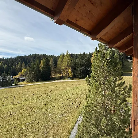 Charming Ski-in Ski-out Mountain Hut *